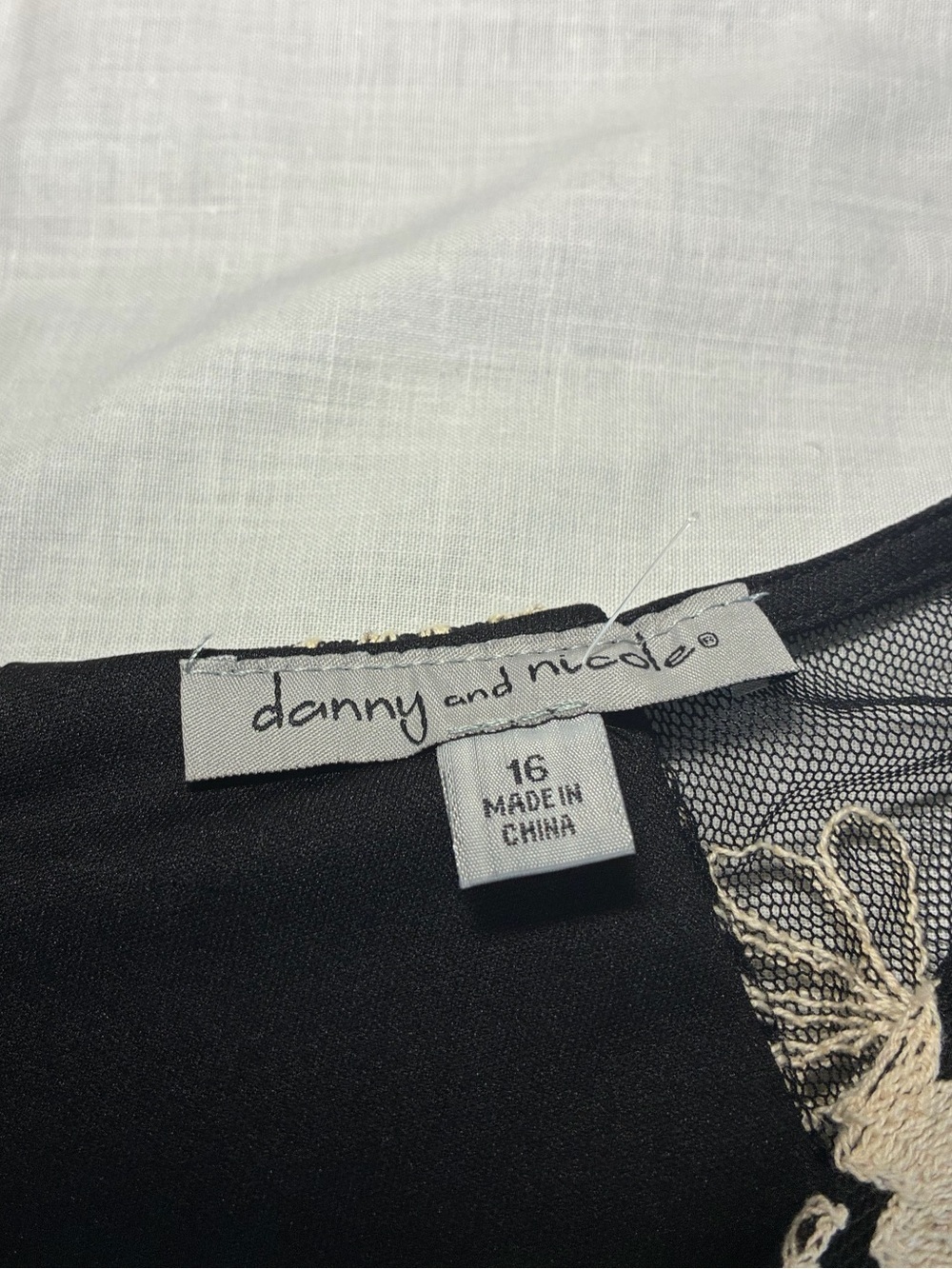 Danny and Nicole Wm’s Embroidered Mesh Cold Shoulder Dress – Black – Sz 16 – NWT - Picture 10 of 14